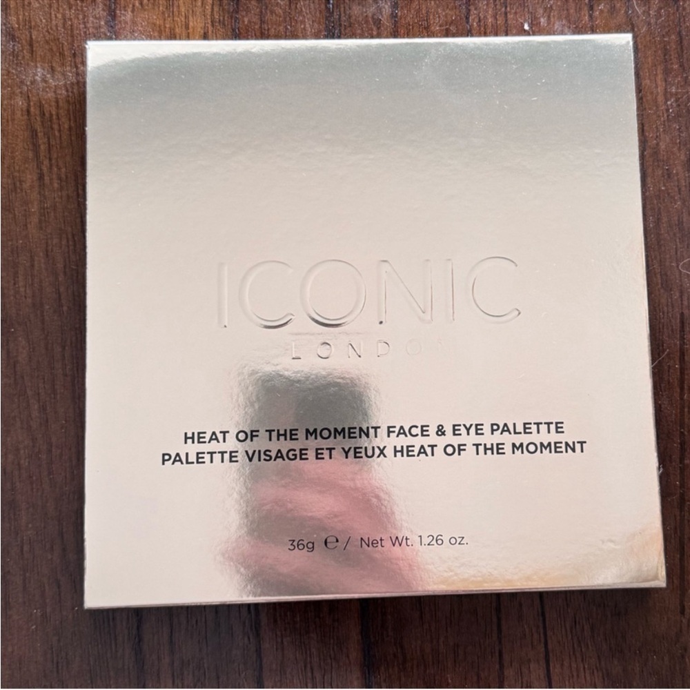 ICONIC LONDON Heat of The Moment Face & Eye Powder Palette - Picture 5 of 6